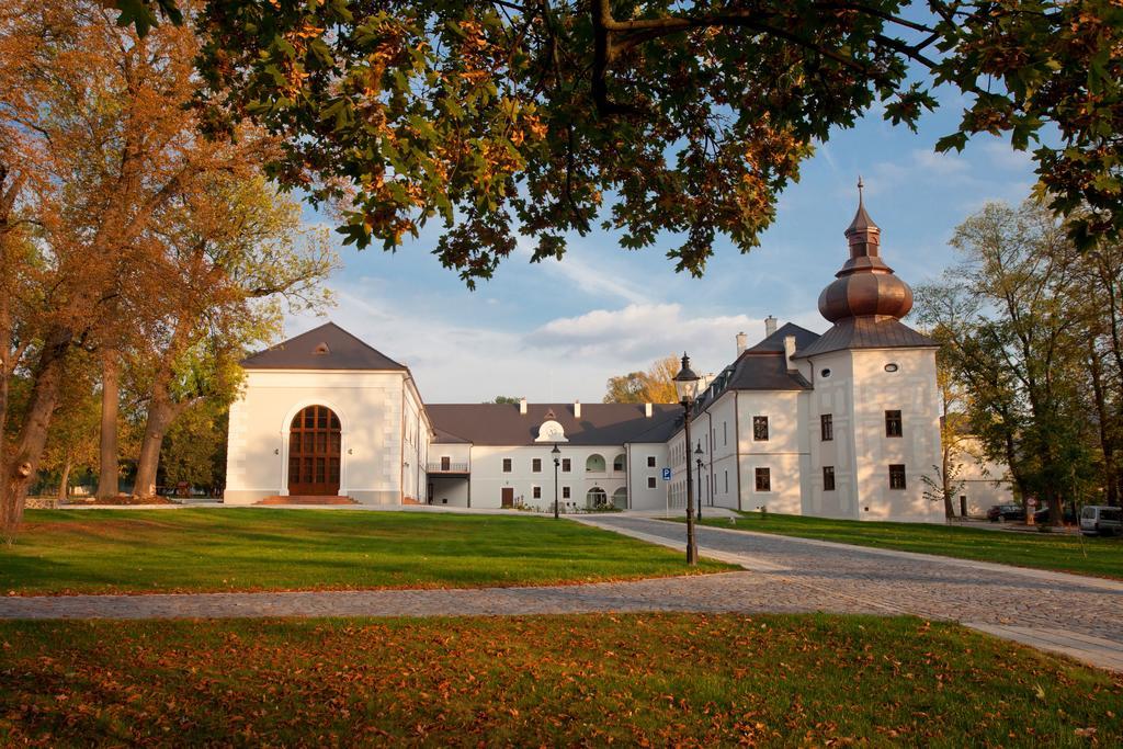Chateau Appony Luaran gambar