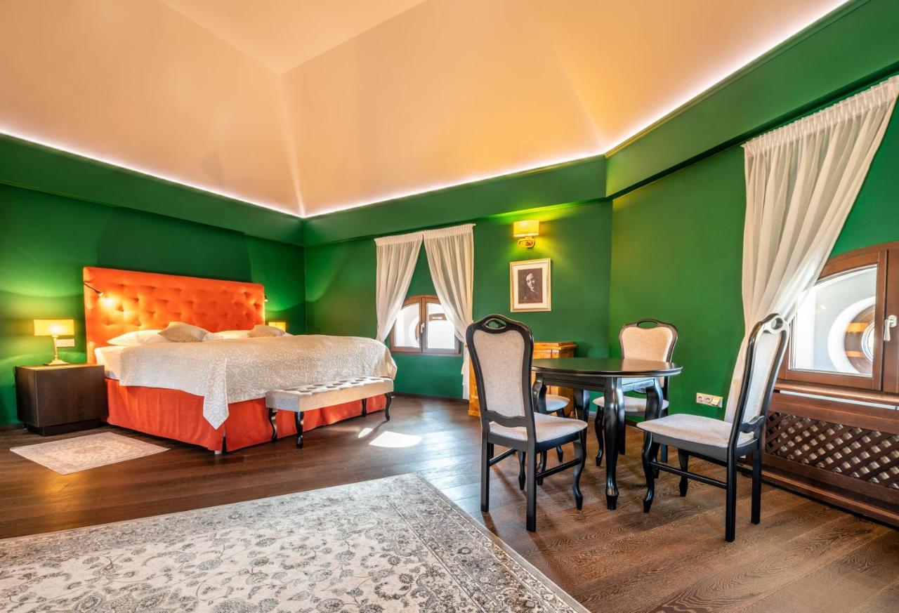 Chateau Appony Luaran gambar