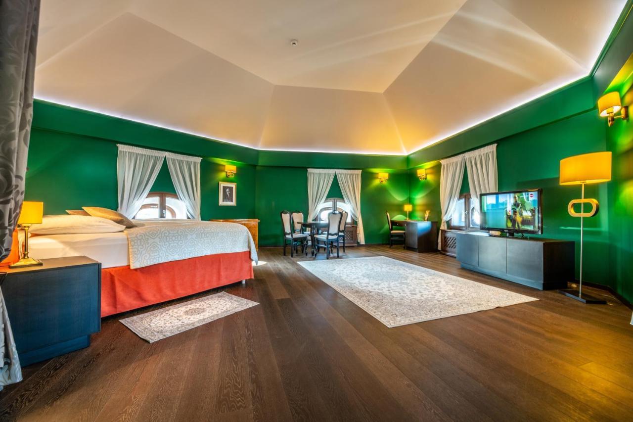 Chateau Appony Luaran gambar