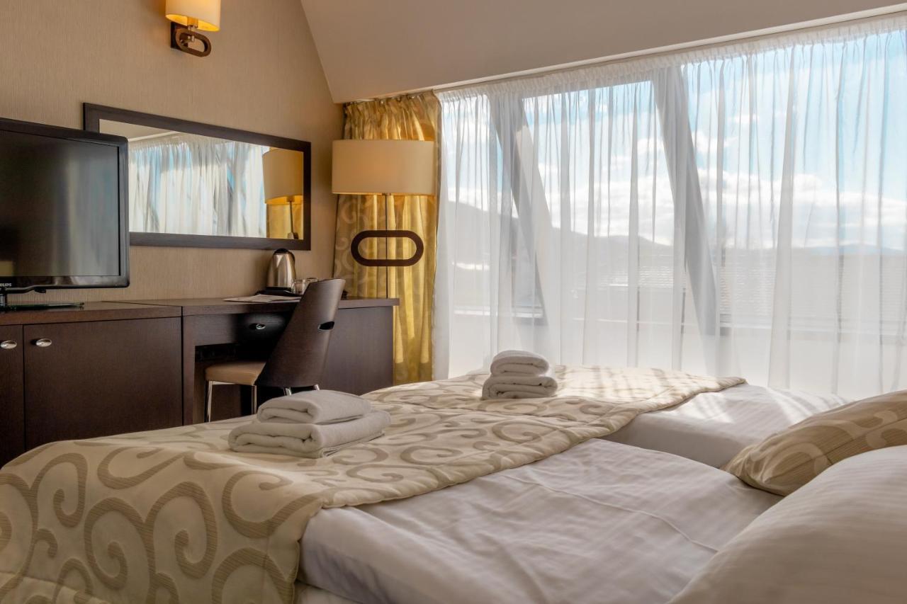 Chateau Appony Luaran gambar